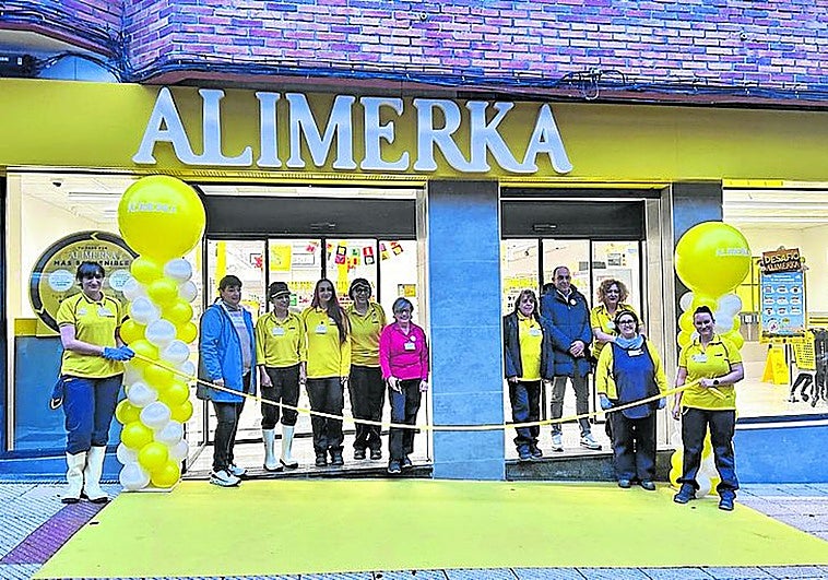 Reabre el Alimerka de la calle Silla del Rey en Oviedo
